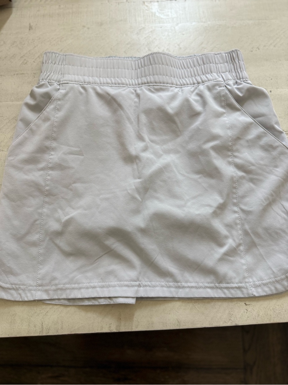 Columbia Scorts White Casual Elastic-Waist Skirt